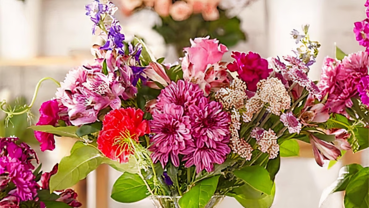 What are Some of the Top Selling Mother’s Day Arrangements