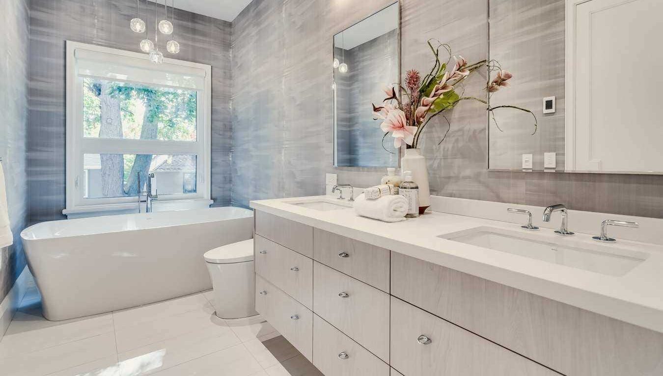 Elevate Your Home: Innovative Bathroom Remodeling Ideas to Spark Creativity